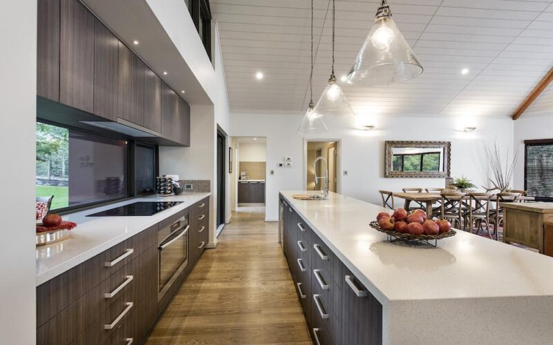 overhanging lights above a kitchen island