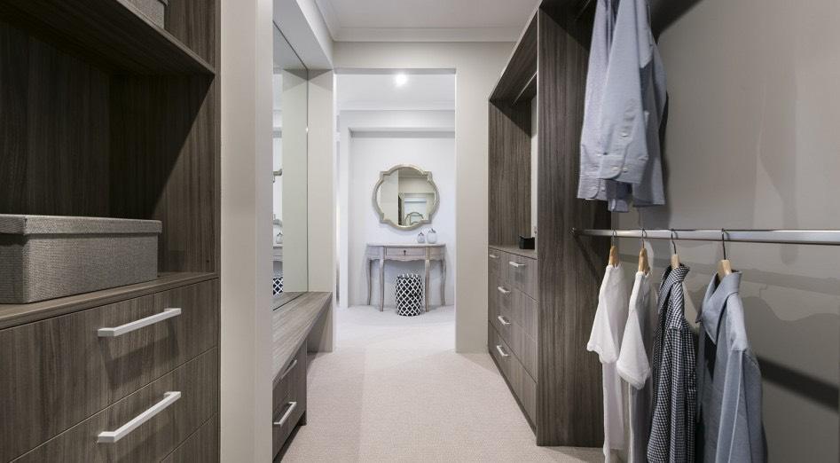 walk in wardrobe with mirror