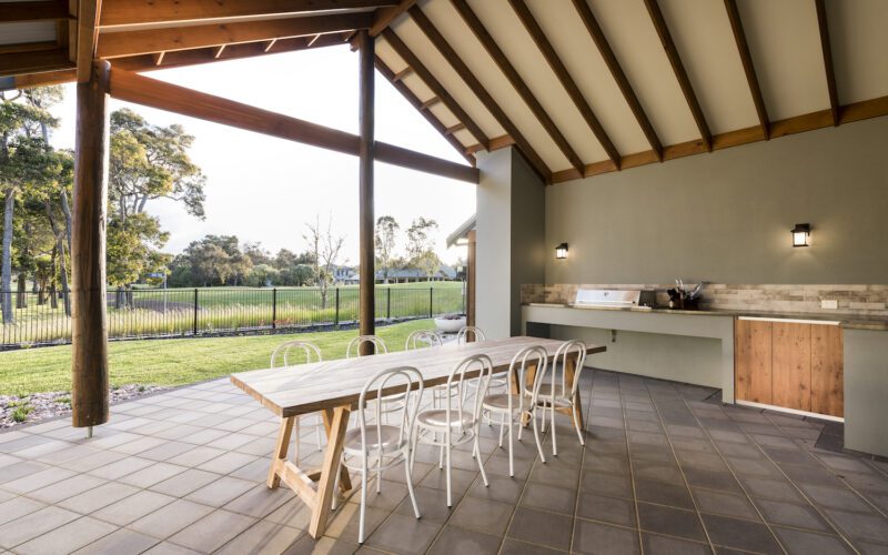the kalgup retreat alfresco area