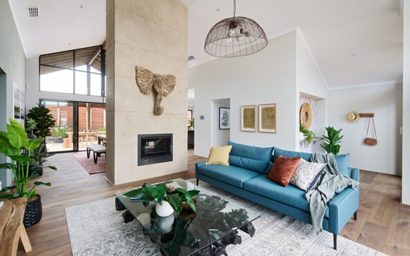 Open fireplace in the living space