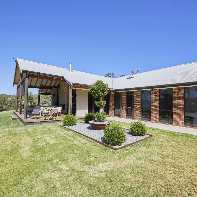 Best contract homes awrard winning home