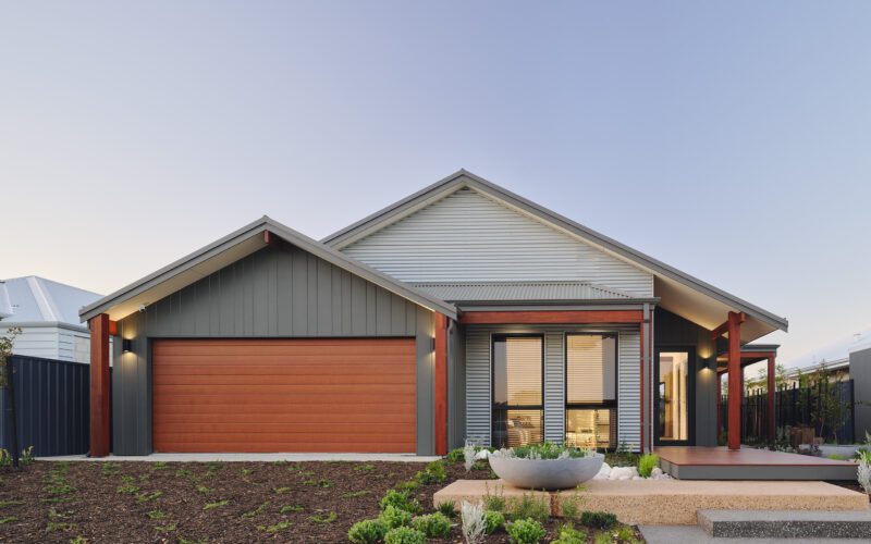 The Yalyalup retreat Display home front elevation